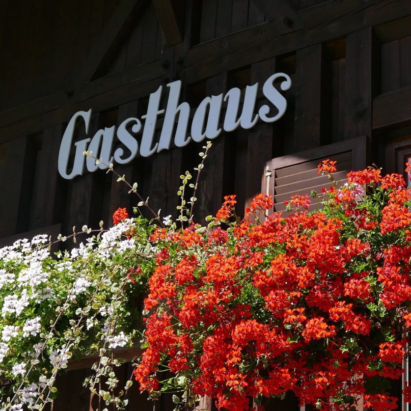 gasthaus-914741_1920@pixabay