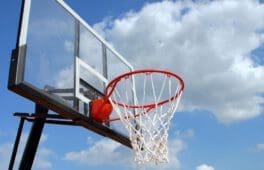 Basketballkorb (c) Paul Brennan @ Pixabay