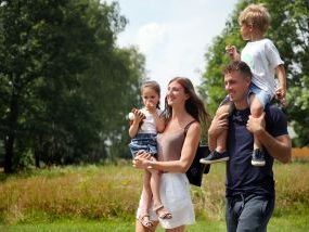 Familie in der Natur